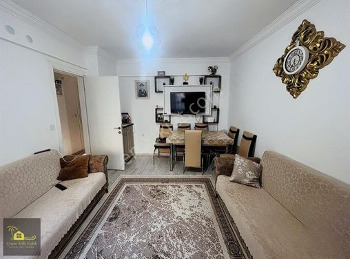 ÇEŞME MERKEZDE SATILIK 2+1 ZEMİN KAT DAİRE