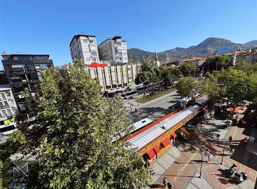 Isparta'nın En Prestijli Binasında 118m² Büro