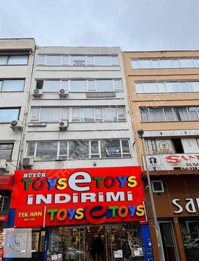 Şişli Merkez Cadde Üzerinde Tek Han da Tek Bölüm Geniş Ofis