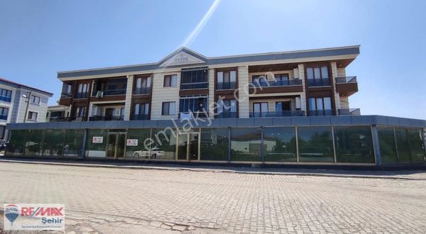 REMAX YALOVA'DAN YOLA 40 METRE CEPHELİ DEPOLU 750 M2 İŞ YERİ