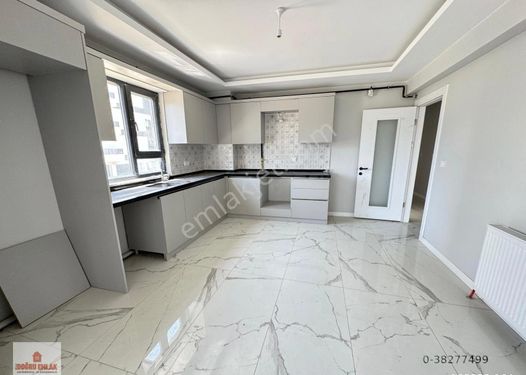 ALPAGUTBEY MAHALLESİNDE LÜX 4+1 SATILIK DAİRE