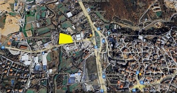 Century 21 Stardan Kemerburgaz Ana Cadde Üzerinde Fırsat