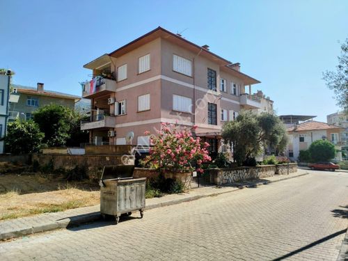 İZMİR TİRE MERKEZDE 345 M2 3 KATLI KOMPLE SATILIK BİNA