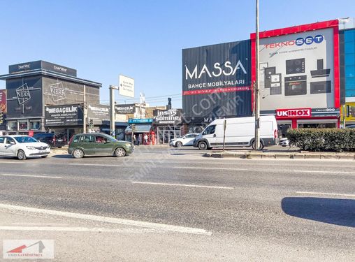 Emin'den Yeşillik caddesi yanı komle bina