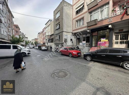 GÜLLÜ CADDESİ'NDE KİRALIK DÜKKAN