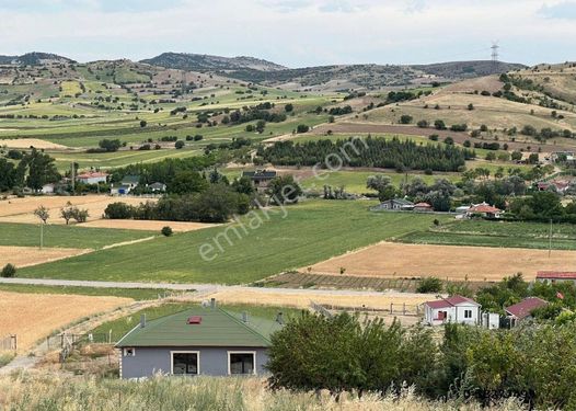 FİDANCAN EMLAK'TAN GÜVENÇ MAH.İÇİNDE 2 ADET 2+1 EVİ BULUNAN 5300 m2 BAHÇE