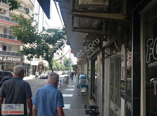 Aydın-cumhuriyet Caddesi Üzerinde Satılık 33 M2.dükkan-mağaza