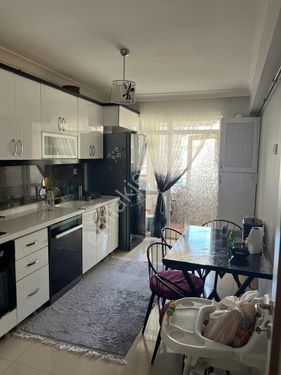  ARİSSA GAYRİMENKUL'DEN TÜRKÖZÜ MH 3+1*130 M2 KATTA ASANSÖRLÜ FULL YAPILI SATILIK DAİRE