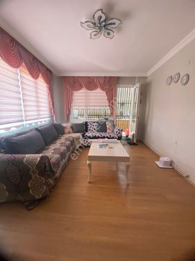 KONAK ULUBATLIMAHALLESİNDE 2+1 85M2 AYRI MUTFAK HAVADAR SATILIK DAİRE