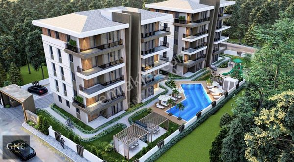 Bahçeyaka'da Önü Kapanmayacak 2+1 Havuzlu Sitede Daire