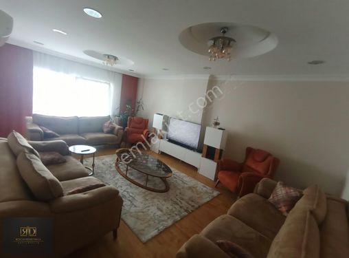 METROPARK SİTESİNDE 130M2 / 3+1 FERAH KULLANIŞLI SATILIK DAİRE