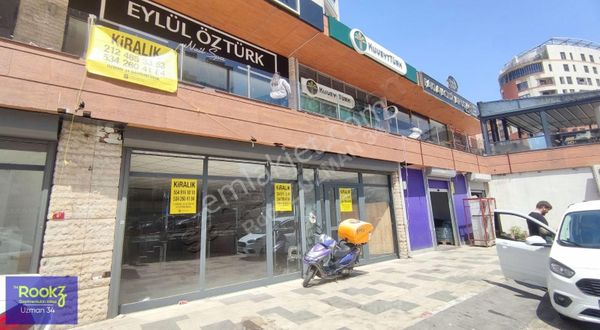 Başakşehir Çam Sakura Yolunda Cadde Üzeri Kiralık 265 m² Dükkan