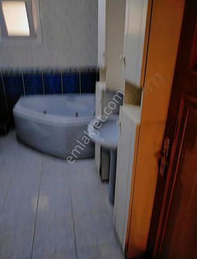 BAĞCILAR MERKEZ MAHALLESİ SATILIK DAİRE KAT MÜLKİYETLİ İSKANLI