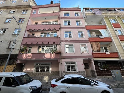  Bağcılar merkez Mah Satılık 1+1 Daire 70m2 16 Hisse