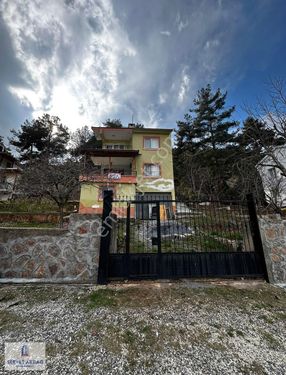 GÜLEK YAYLASI SATLIK 590 M2 ARSA ORMAN İÇİ İKİ KATLI YAYLA EVİM