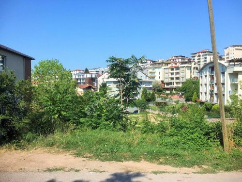 İzmit Bağçeşme'de Kısmi Deniz Manzaralı 3 Kat Konut İmarlı Arsa