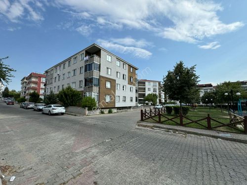  İSTASYON MAHALLESİ SATILIK ARAKAT 2+1 DAİRE