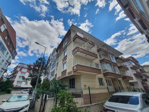  MARKA/ŞEKER MAHALLESİ'NDE AYAŞ YOLU / SAĞLIK OCAĞI /OKUL / PAZAR YAKINI YAPILI 2+1 DAİRE