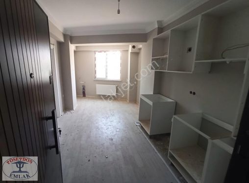 ÇANAKKALE MERKEZ KEPEZ ARA KAT FIRSAT DAİRE..