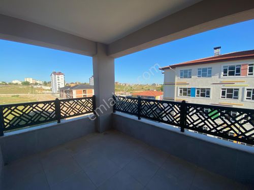  ANTALYA SERİK GEDİK MAHALLESİNDE KİRALIK  3+1 135 M2  FERAH DAİRE