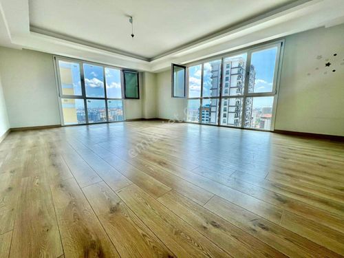  GoldHouse dan Kiralık Göztepe de 4+1 16. Kat Lüks Daire