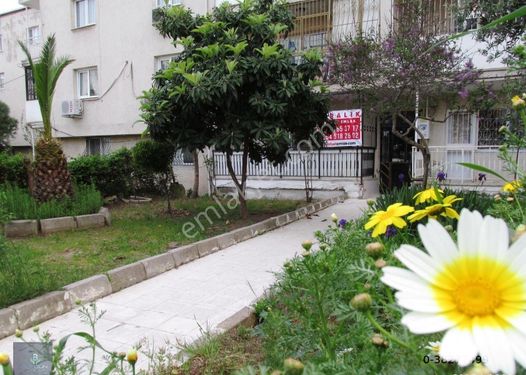 Karabağlar Selvili Mahallesi Satılık Yüksek Giriş Daire 3+1  110 m2 Doğlazgazlı