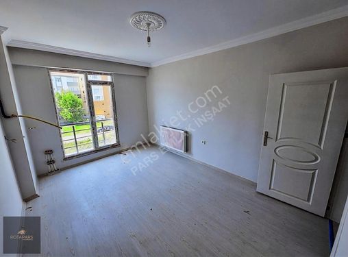 ŞEHİTLER MAH. 1+1 ARA KAT BALKONLU APART DAİRE