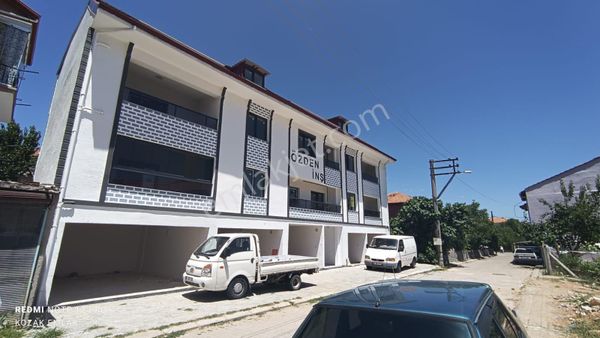 UŞAK CUMHURİYET MAHALLESİNDE SIFIR SATILIK DAİRE 