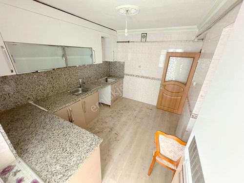 ESERTEPE DİLEK CAMİİ YAKININDA KURUŞ MASRAFSIZ 3+1 GENİŞ DAİRE