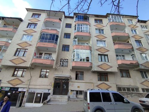  ÇANKAYA EMLAKTAN MERKEZDE 3+1 MERKEZDE SATILIK DAİRE 