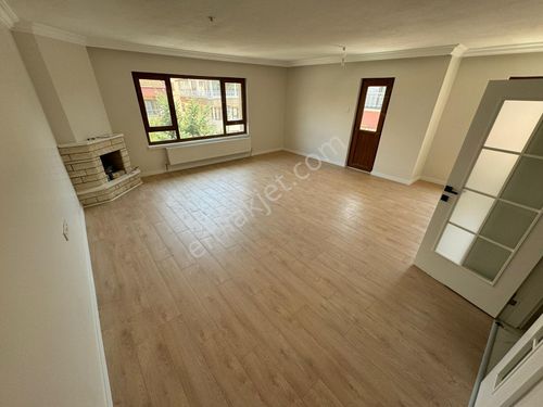  LEVENT'TEN DİKMEN VADİSİ YAKINI 4+1+2 BANYO 270M2 TERASLI DUBLEKS DAİRE İÇERİSİ FULL LÜKS YAPILI