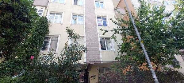  Bahçelievler Siyavuşpaşa 2+1 Kiralık ara kat daire. Vizyon