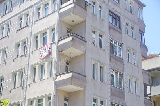  MERAL R6344 Zafer Sk KÖŞE Asansörlü Bina 3Cephe 3Balkon YATIRIMLIK ARA KAT