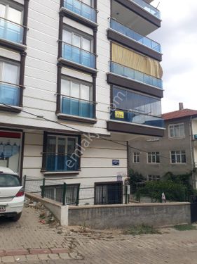 KIRIKKALE MERKEZ GÜRLER MAHALLESİ FUL EŞYALI 6 YILLIK 2 KAT SATILIK DAİRE 