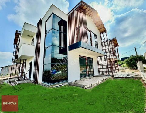 Kayapa'da Sıfır,Bağımsız Girişli,Modern Villa İDENOVA'dan