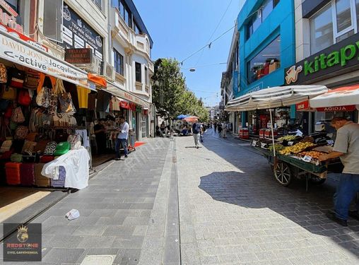 ÜSKÜDAR MERKEZDE BALIKÇILAR ÇARŞISINDA SATILIK DÜKKAN