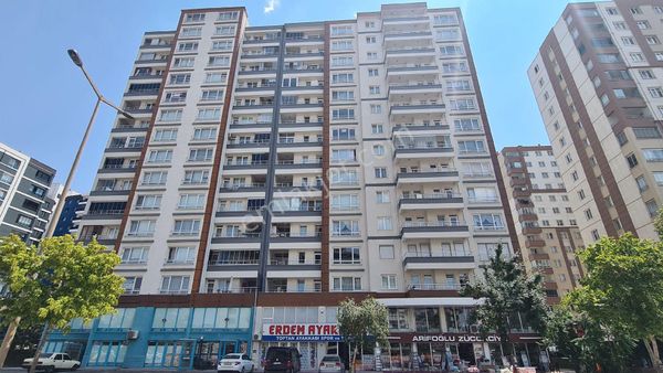 Kapalı Garajı Çarşı Merkezinde Kiralık ev