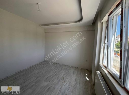 KANALBOYU EMLAKTAN 2+1 GENİŞ YAPILJ SATILIK DAİRE