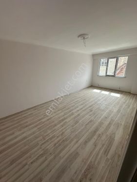 KIYIKTA BALKONLU 2+0 DAİRE