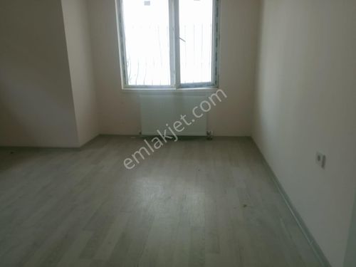  ABAY EMLAKDAN CADDE ÜSTÜ SATILIK DAİRE