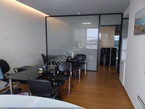 NISH İSTANBULDA OFIS MOBİLYALI 87 M2 1+1  