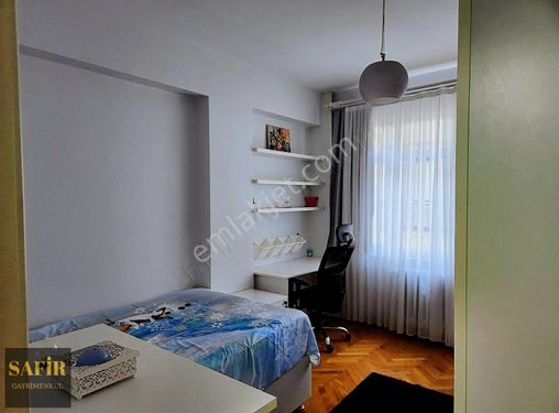 Bahçelievler'de Kadir Has arkası eşyalı kiralık daire 3+1