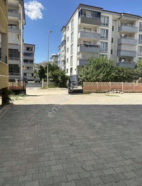 Doğukentte Geniş 3+1 Merkezi konumda Satılık Daire