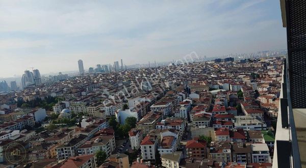 BEYLİKDÜZÜ METROBÜSÜN DİBİNDE GÖL MANZARALI LÜKS KİRALIK DAİRE