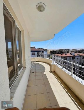 BAHÇEŞEHİR KOLEJİ ARKASI KİRALIK 2+1 DAİRE