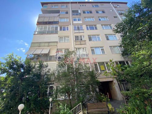 Remax Anı 'Dan Üsküdar Çengelköy 'De 2.5+1 Satılık Daire