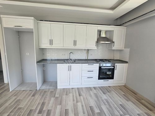 KUMBAŞINDA 138M2 1. KAT SIFIR DAİRE 