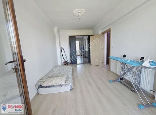 REMAX YALOVA GOP MH 3+1 KİRALIK EŞYALI DAİRE