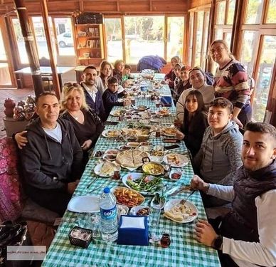 Konyaaltı Cakırlar Da Kahvaltı Ve Mangal Yeri Devren Satılık