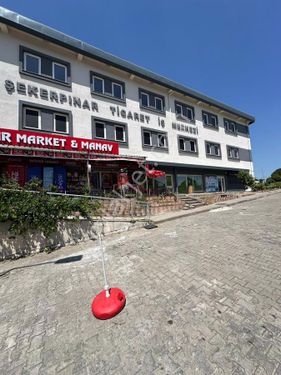 ŞEKERPINAR TİCARET İŞ MERKEZİNDE 35 M2 KİRALIK OFİS